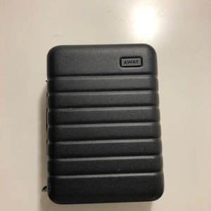 Away Mini Travel Bag in Black *NEW*
